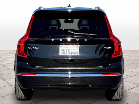 Used 2025 Volvo XC90 T8 Plus w/ Protection Package Premier AWD/4WD image 6