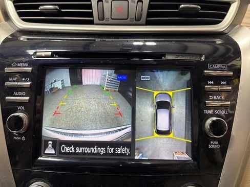 Used 2017 Nissan Murano Platinum w/ Platinum Technology Package image 11