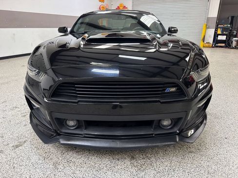 Used 2015 Ford Mustang GT Premium RWD image 12