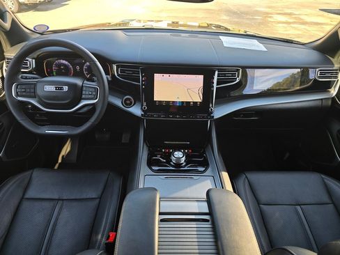 Used 2023 Jeep Wagoneer Series II image 5