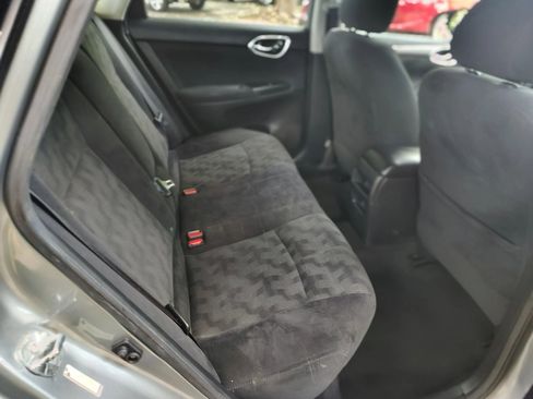 Used 2013 Nissan Sentra SV image 21