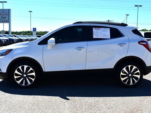 Used 2019 Buick Encore Essence FWD image 5