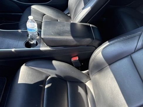 Used 2020 Tesla Model 3 Performance image 10