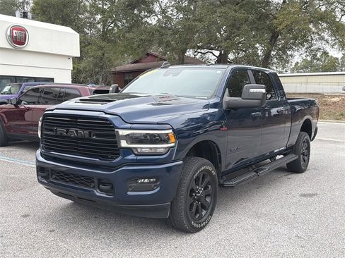 Used 2024 RAM 2500 Laramie w/ Night Edition image 9