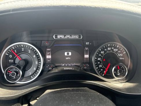 Used 2021 RAM 1500 Laramie w/ Sport Appearance Package AWD/4WD image 14