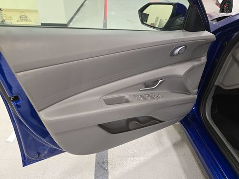 Certified 2023 Hyundai Elantra SEL FWD image 11