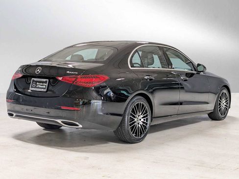 Used 2025 Mercedes-Benz C 300 4MATIC Sedan image 4