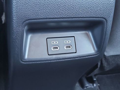 Used 2024 Toyota Corolla LE image 21