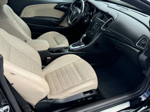 Used 2019 Buick Cascada Sport Touring image 10