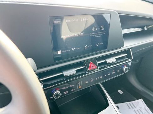New 2026 Kia Niro LX FWD image 23