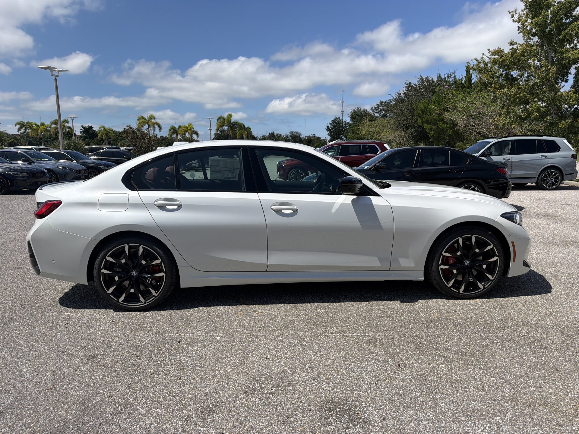 New 2026 BMW 330i Sedan w/ M Sport Package RWD image 3
