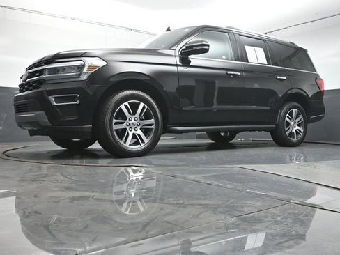 Used 2024 Ford Expedition Limited RWD image 41