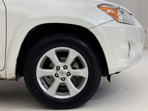 Used 2012 Toyota RAV4 Limited image 7