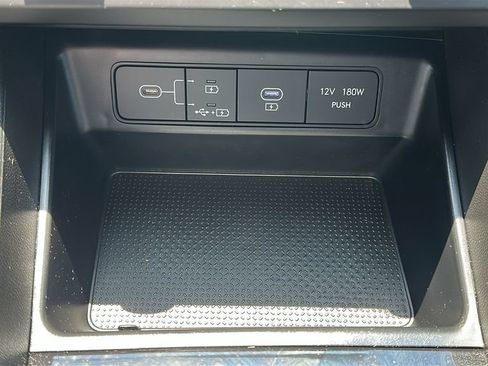 Used 2026 Hyundai Tucson SE FWD image 26