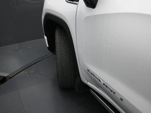 Used 2024 GMC Sierra 1500 Denali image 5