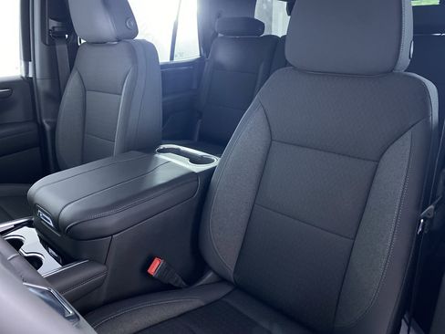 New 2025 Chevrolet Tahoe LS image 11