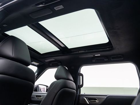 New 2026 INFINITI QX80 Autograph w/ Premium Cargo Package image 18