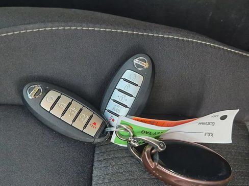 Certified 2022 Nissan Altima 2.5 SV FWD image 33