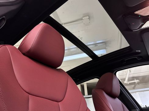 Certified 2024 BMW X3 sDrive30i w/ Convenience Package RWD image 16