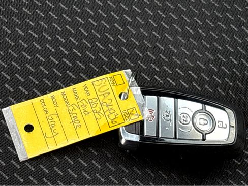 Used 2025 Ford Escape ST-Line Elite image 29