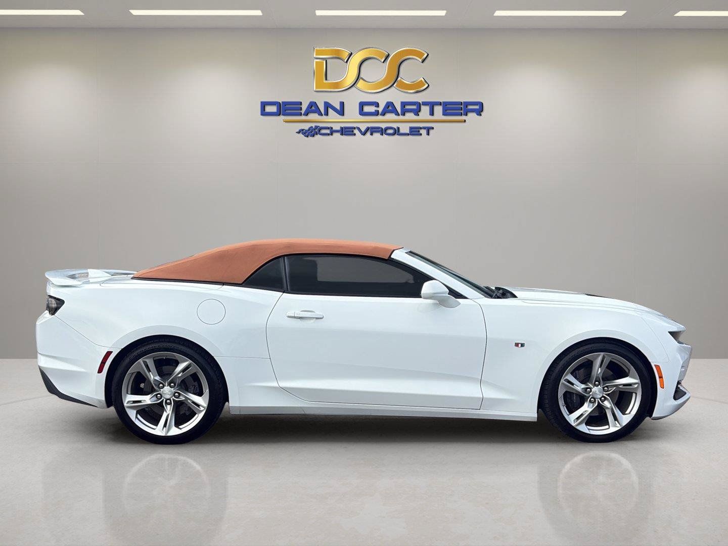 Used 2021 Chevrolet Camaro SS RWD image 8