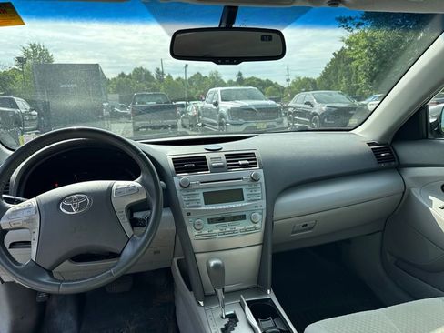 Used 2009 Toyota Camry Hybrid FWD image 12