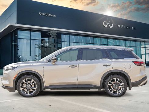 Certified 2023 INFINITI QX60 Luxe w/ Vision Package image 7