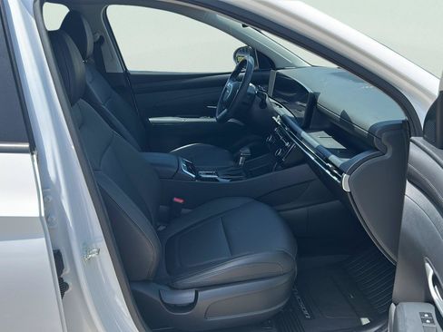 Used 2025 Hyundai Tucson SEL FWD image 24