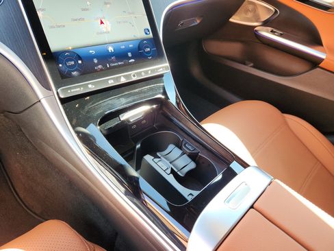 New 2025 Mercedes-Benz C 300 Sedan image 22