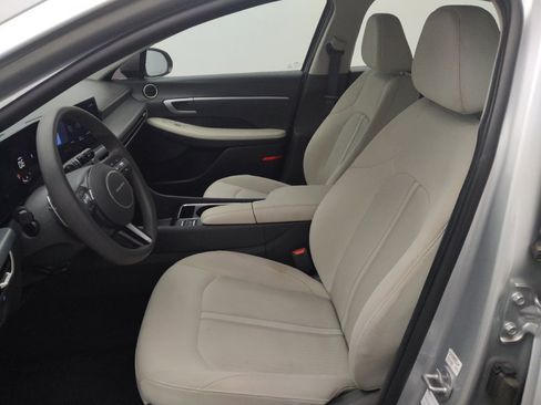 Used 2025 Hyundai Sonata SEL FWD image 17
