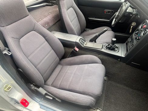 Used 1990 MAZDA MX-5 Miata RWD image 30