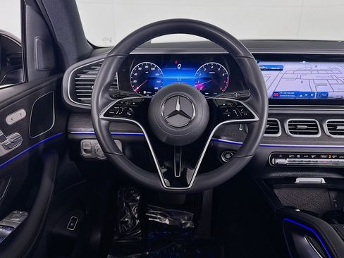 Certified 2025 Mercedes-Benz GLE 350 4MATIC image 5