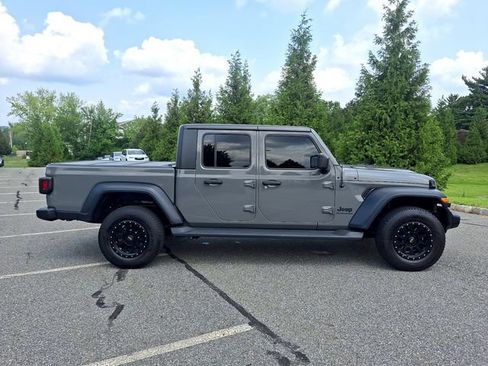 Used 2020 Jeep Gladiator Sport w/ Quick Order Package 24S AWD/4WD image 7