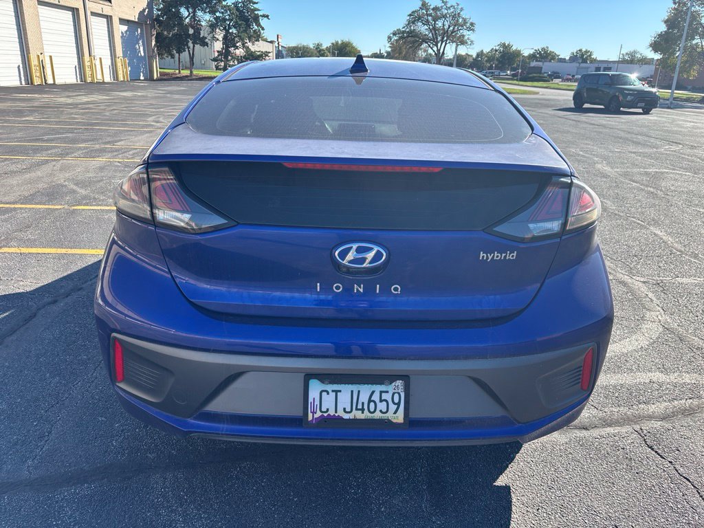Used 2020 Hyundai Ioniq SEL FWD image 4