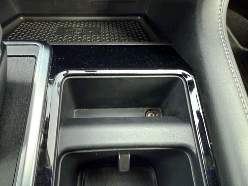 Used 2023 Nissan Pathfinder SL w/ SL Premium Package image 15