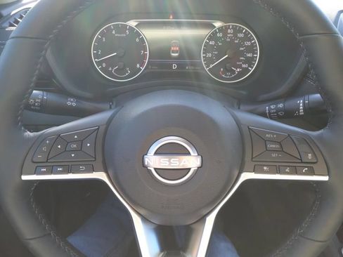 Certified 2025 Nissan Sentra SV w/ All-Weather Package FWD image 10