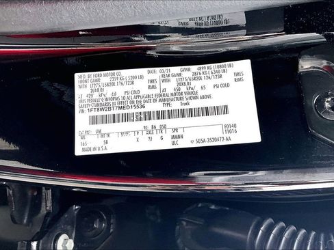 Used 2021 Ford F250 Lariat w/ Lariat Ultimate Package AWD/4WD image 22