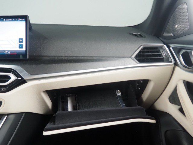 Used 2024 BMW i4 eDrive35 w/ Premium Package RWD image 51