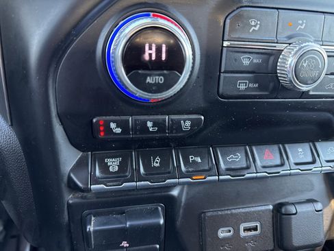 Used 2022 GMC Sierra 2500 Denali image 19