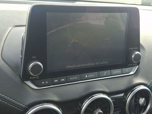 Used 2020 Nissan Sentra SV image 24