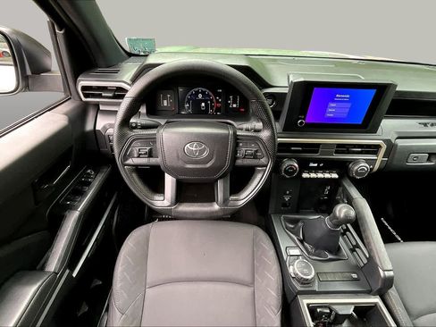 Certified 2025 Toyota Tacoma SR w/ SR Upgrade Package AWD/4WD image 6