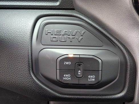 New 2026 RAM 5500 4x4 Regular Cab image 15