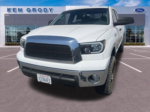 Used 2012 Toyota Tundra 4x4 Double Cab w/ Tow Pkg image 6