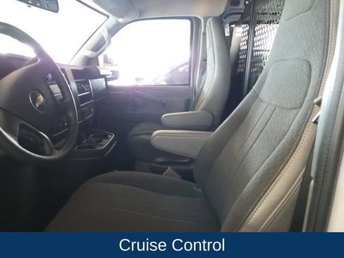 Used 2025 Chevrolet Express 2500 w/ Driver Convenience Package RWD image 10