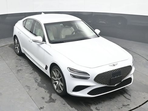 Used 2024 Genesis G70 2.5T image 31