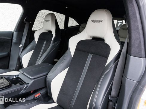 Used 2025 Aston Martin DBX 707 image 23