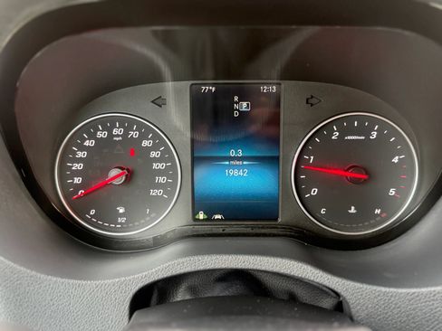 Used 2024 Mercedes-Benz Sprinter 2500 image 21