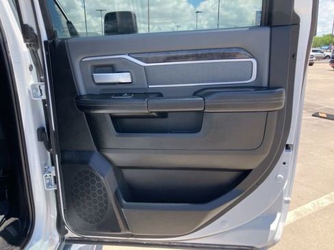 Used 2023 RAM 2500 Big Horn w/ Level 1 Equipment Group AWD/4WD image 15