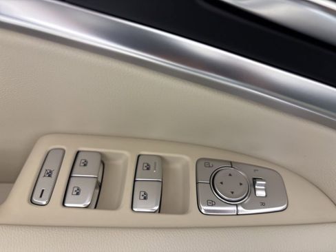 New 2026 Genesis G70 2.5T RWD image 18