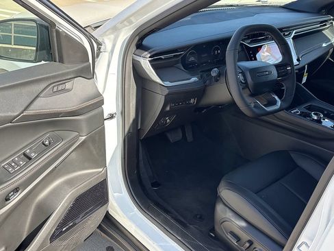New 2026 Jeep Cherokee Overland w/ Advanced Pro Tech Group AWD/4WD image 6